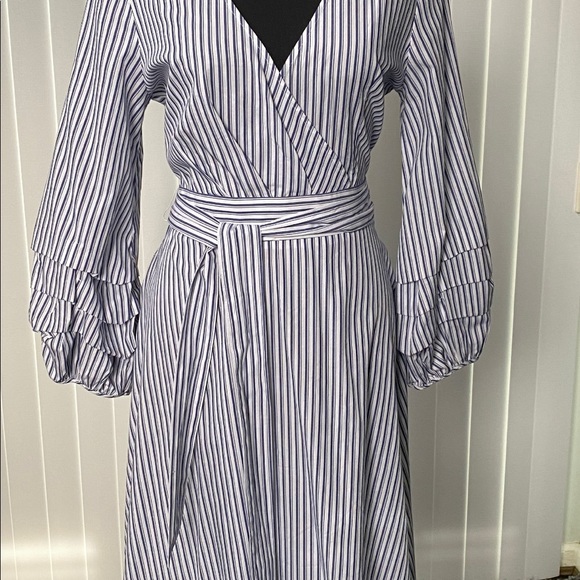 Forever 21 Dresses & Skirts - Forever 21 stripe dress